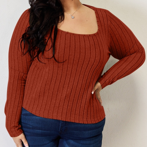 Women's Ribbed Rust Top - Picture 1 of 15